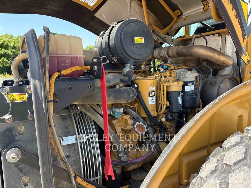 CAT CS54B Jordkompaktorer