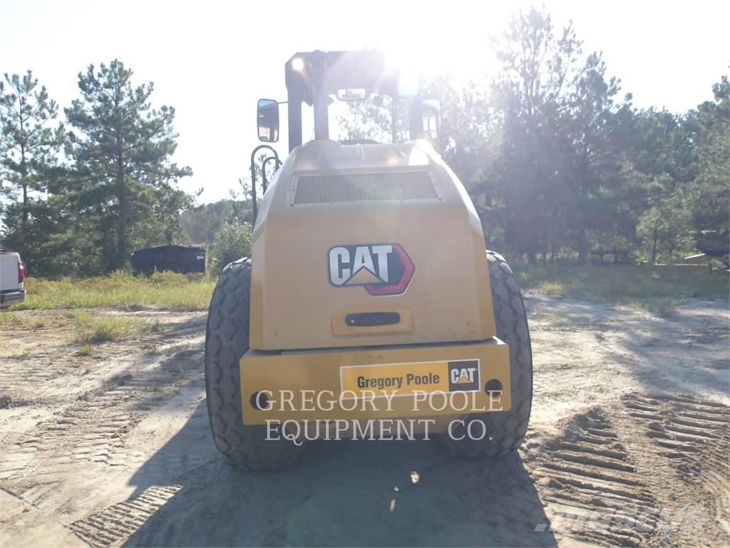 CAT CS54B Single drum rollers