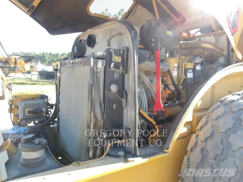 CAT CS54B Single drum rollers