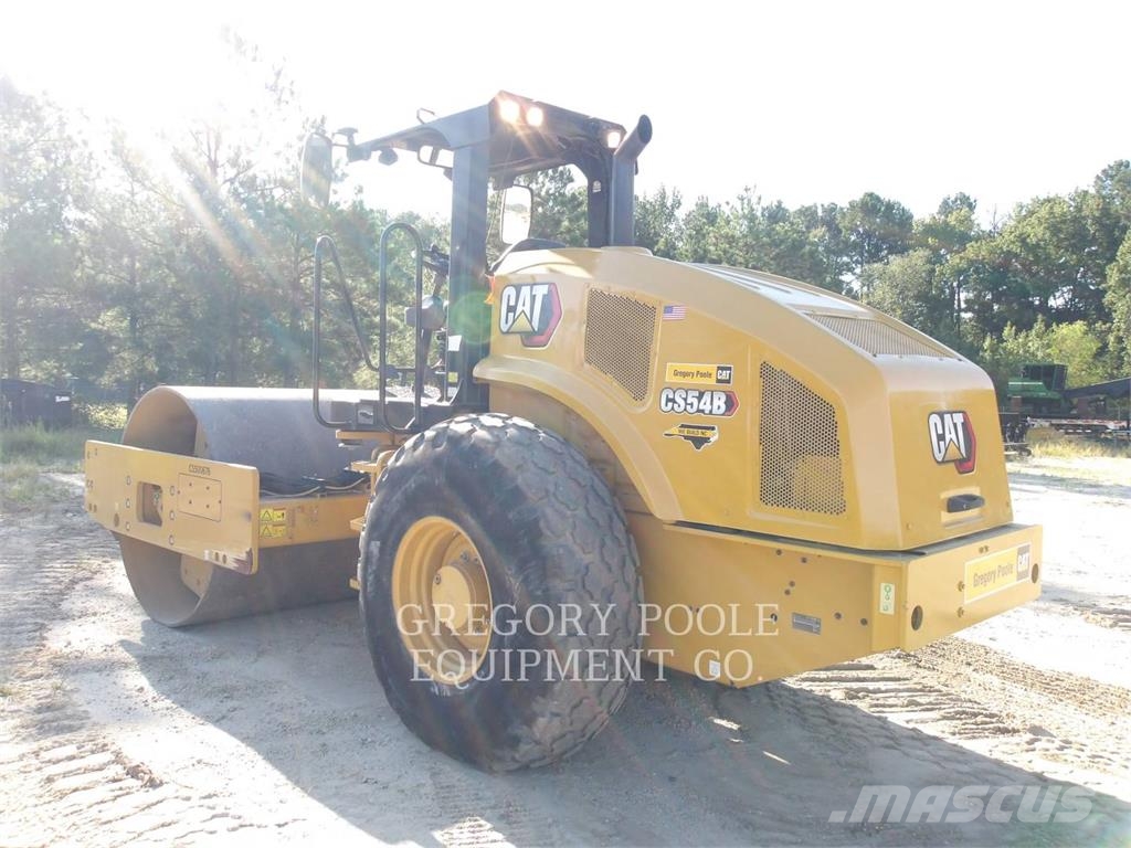 CAT CS54B Single drum rollers
