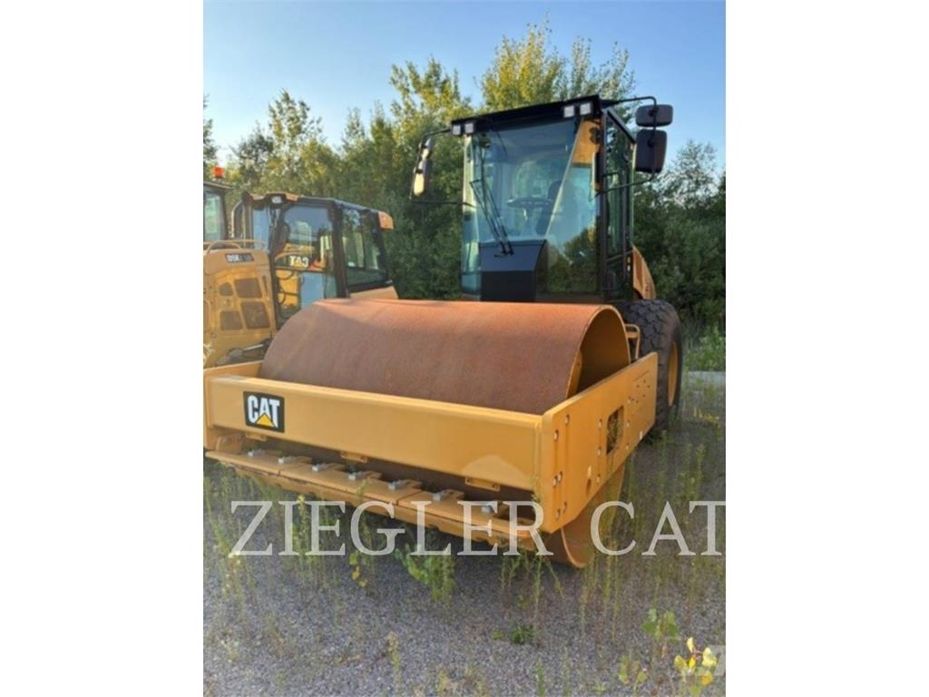 CAT CS54B Soil compactors