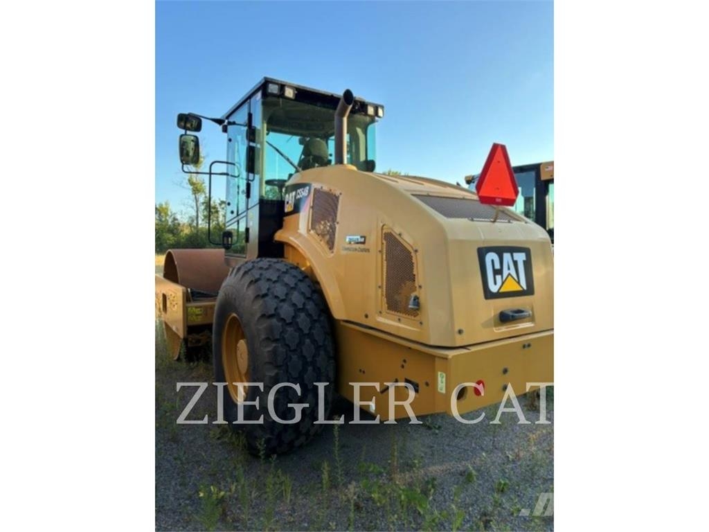 CAT CS54B Soil compactors
