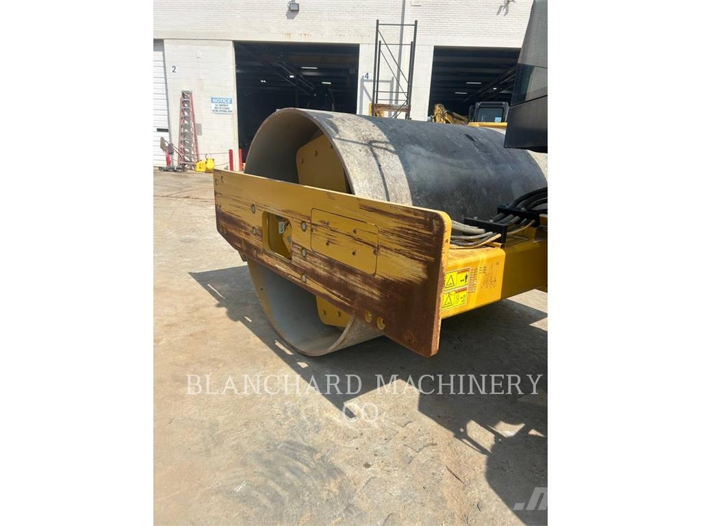 CAT CS54B 單輪滾壓機