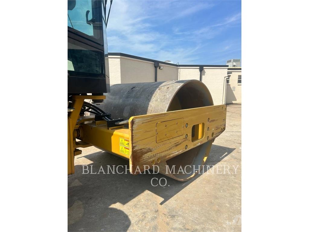 CAT CS54B 單輪滾壓機