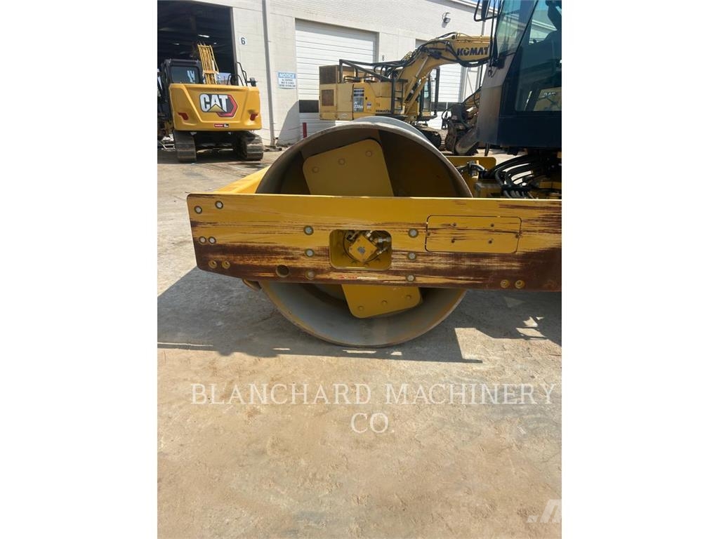 CAT CS54B 單輪滾壓機