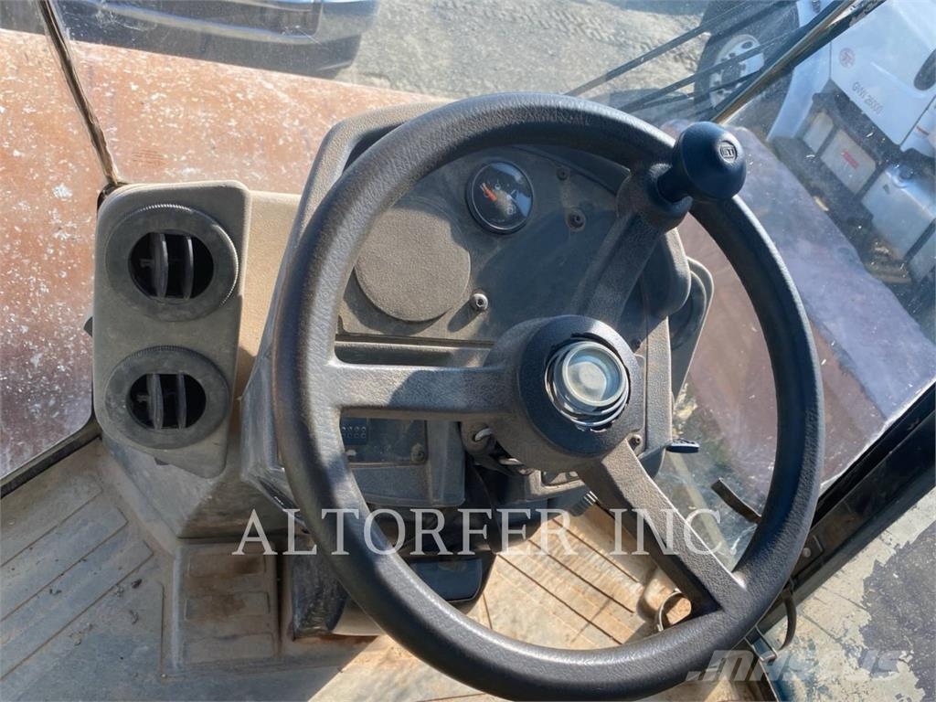 CAT CS56 مداحل ثنائية الاسطوانة