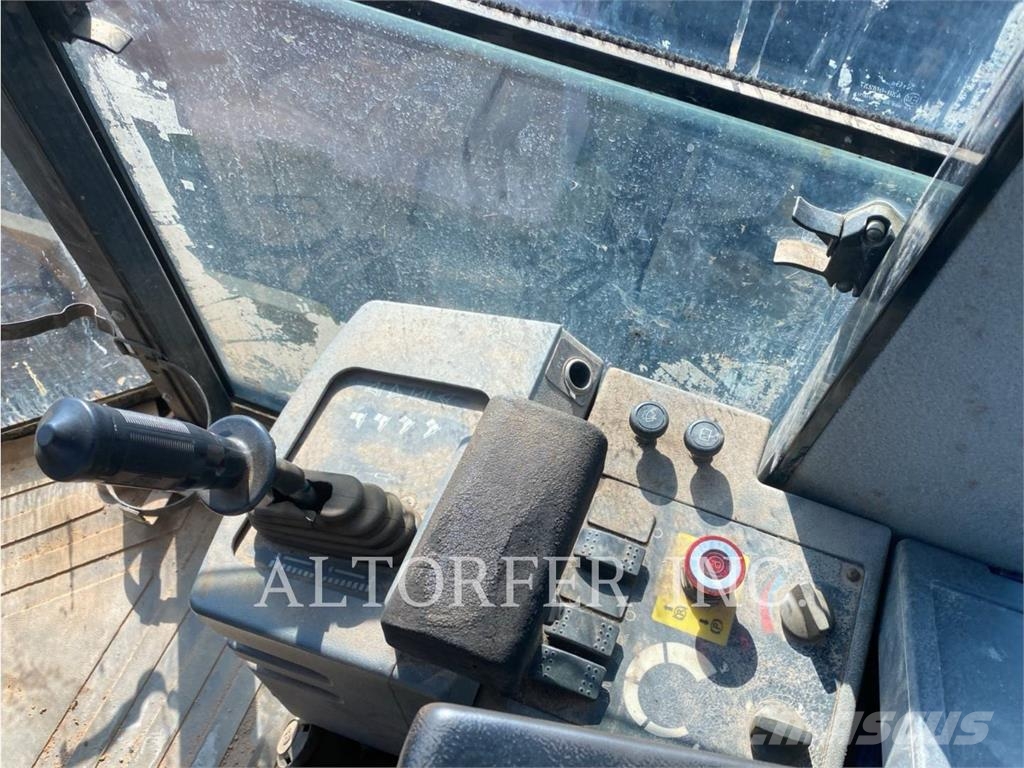CAT CS56 مداحل ثنائية الاسطوانة