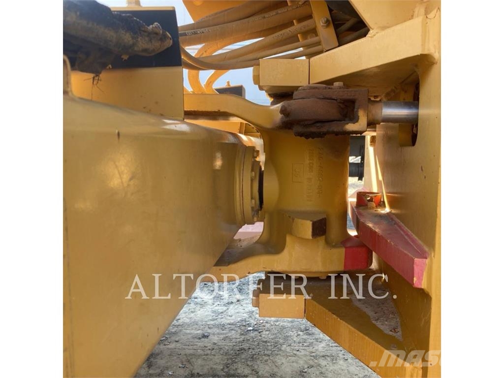 CAT CS56 مداحل ثنائية الاسطوانة