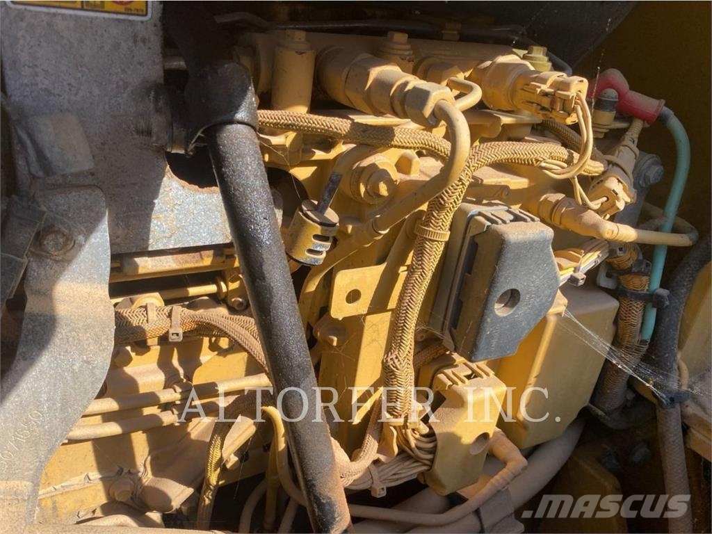 CAT CS56 مداحل ثنائية الاسطوانة