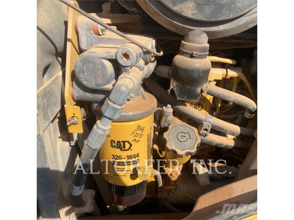 CAT CS56 مداحل ثنائية الاسطوانة