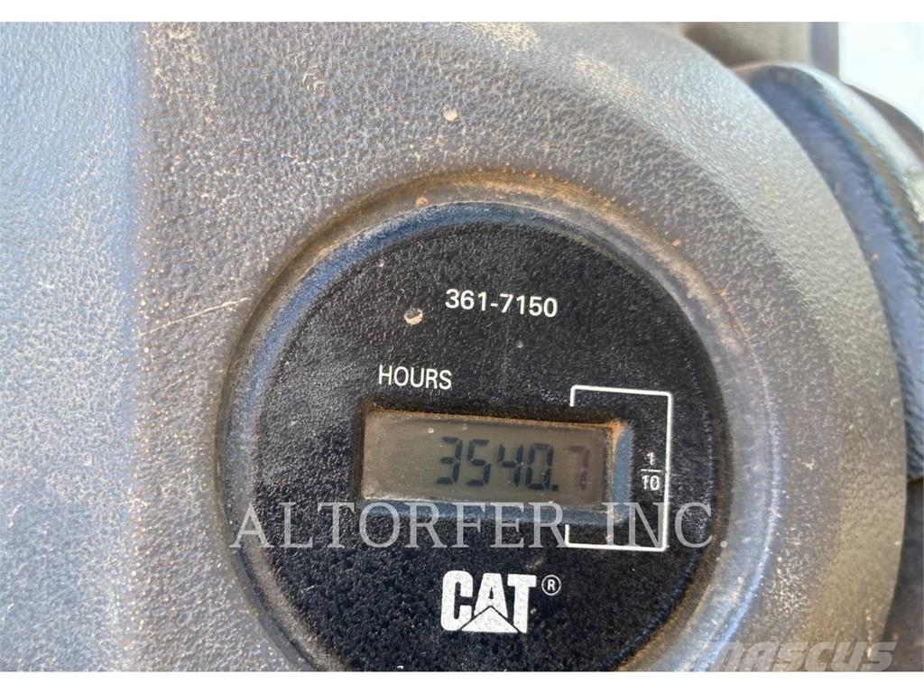 CAT CS56 مداحل ثنائية الاسطوانة
