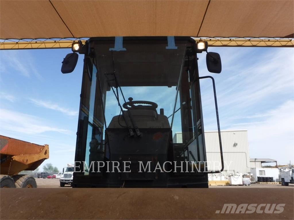 CAT CS56 Cilindros Compactadores monocilíndricos