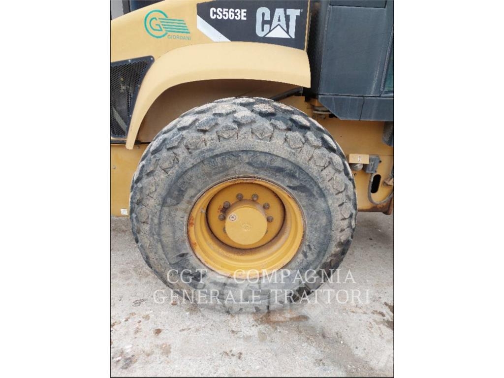 CAT CS563E Еднобарабанни ролки
