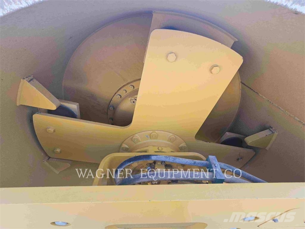 CAT CS56B ضاغطات التربة