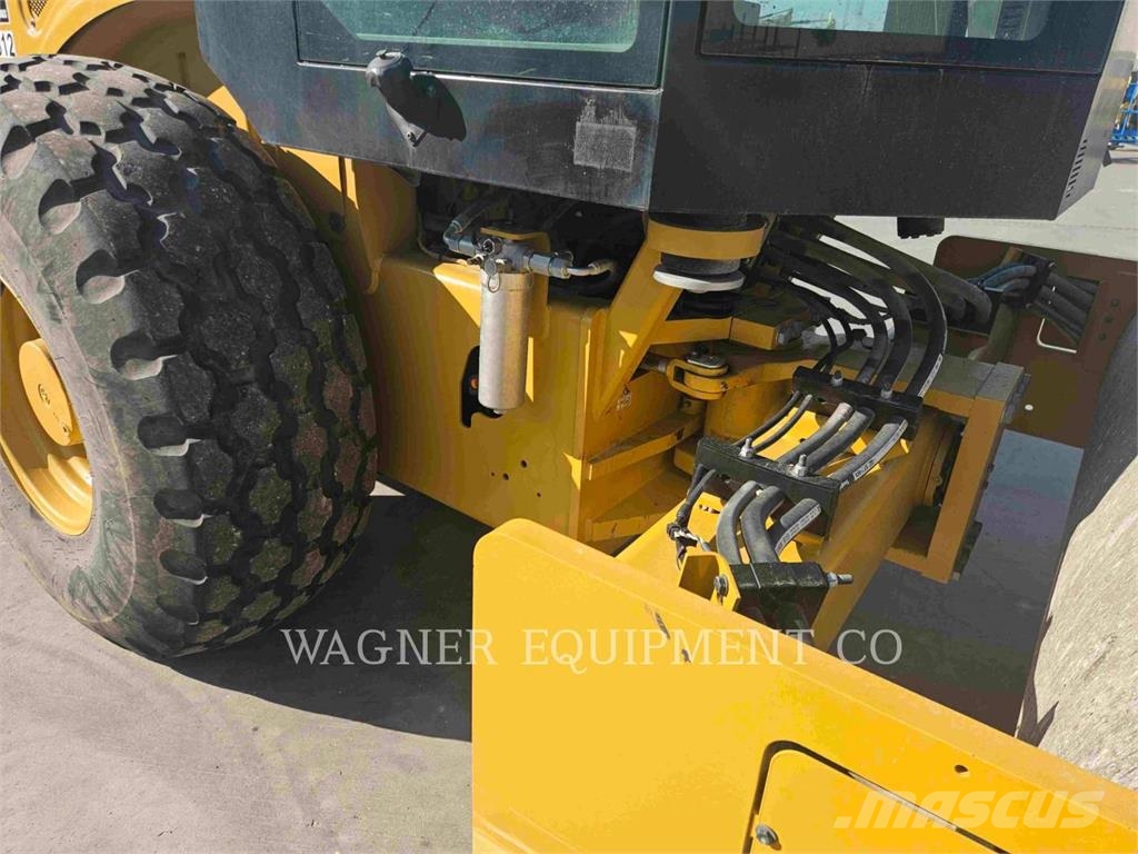 CAT CS56B ضاغطات التربة