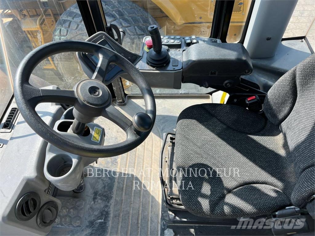 CAT CS56B Οδοστρωτήρες μονού κυλίνδρου