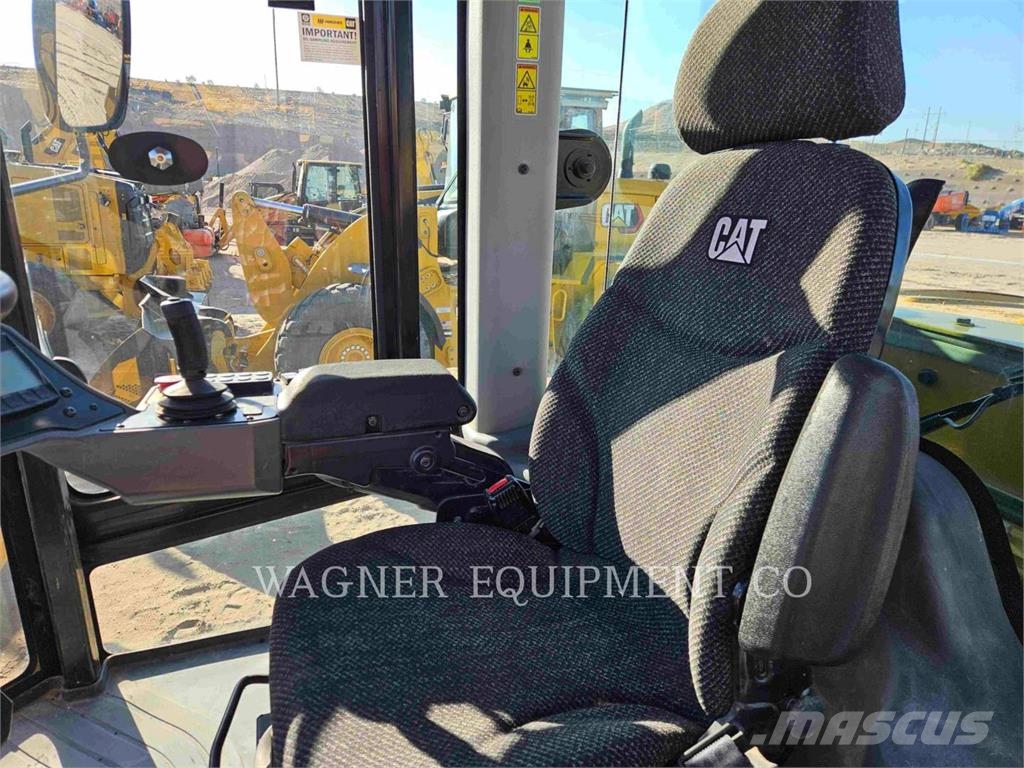 CAT CS56B Augsnes blīvētāji