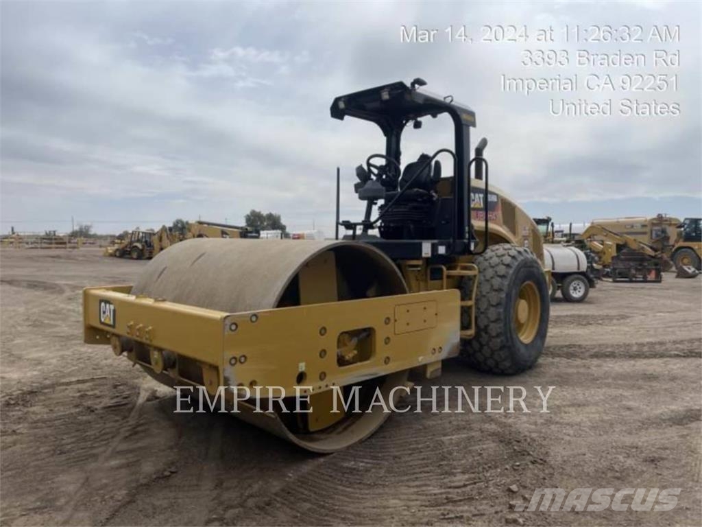 CAT CS56B Single drum rollers