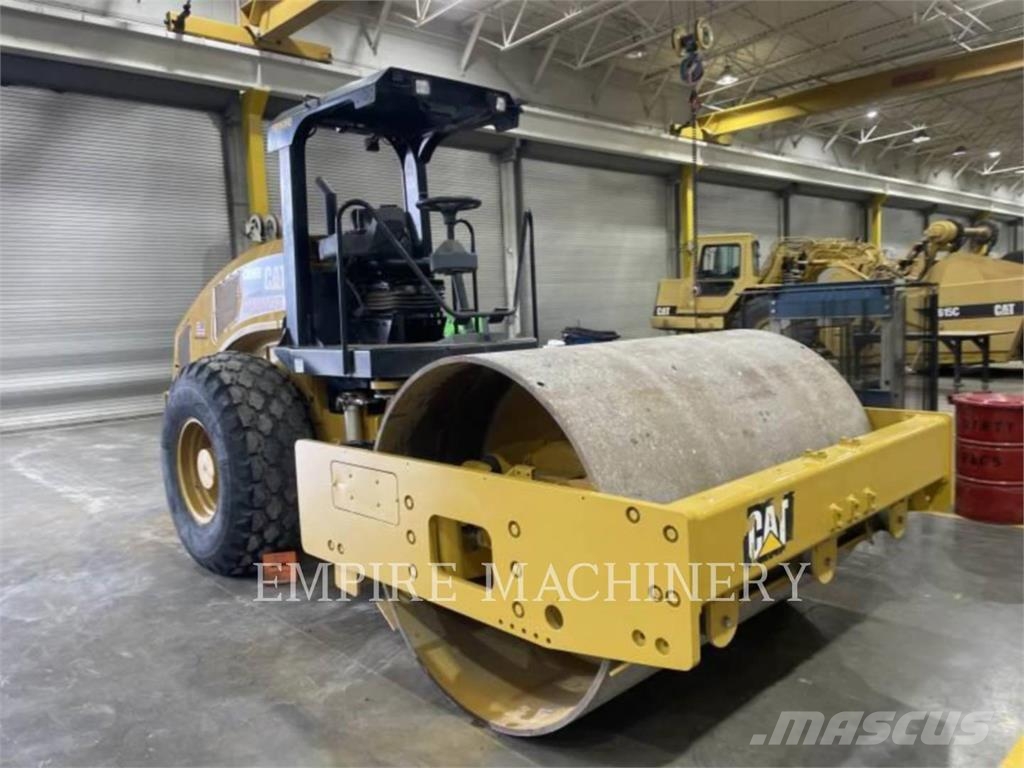 CAT CS56B Single drum rollers