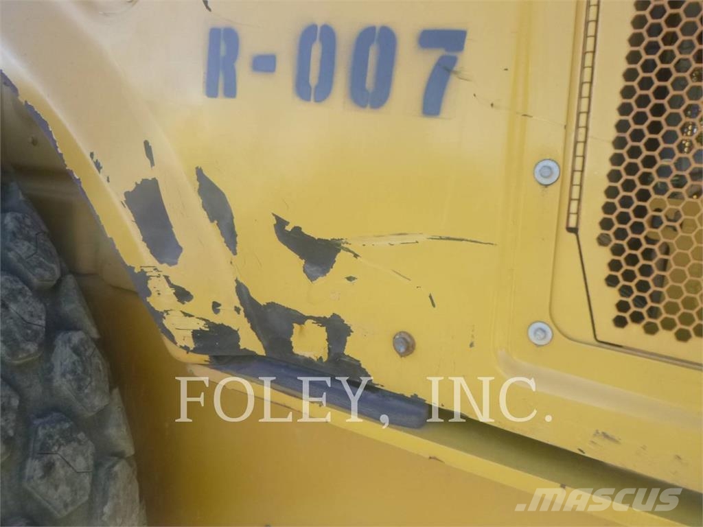 CAT CS56B مداحل أحادية الأسطوانة