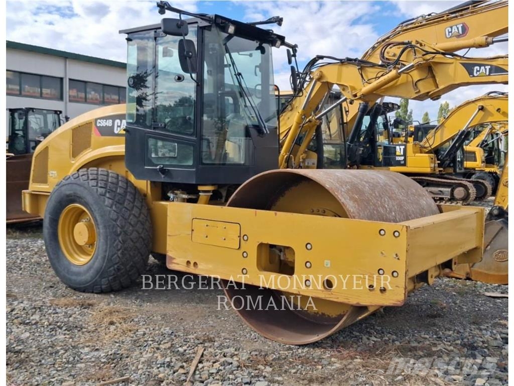 CAT CS64B Ühe trumliga rullid