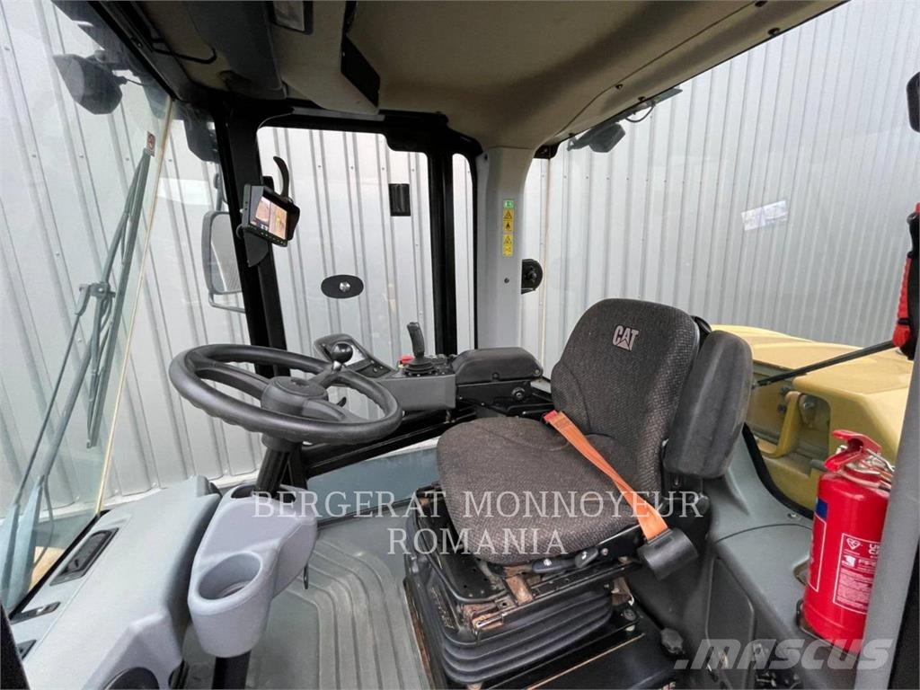 CAT CS64B Ühe trumliga rullid