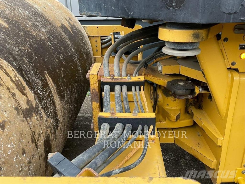 CAT CS66B Ühe trumliga rullid