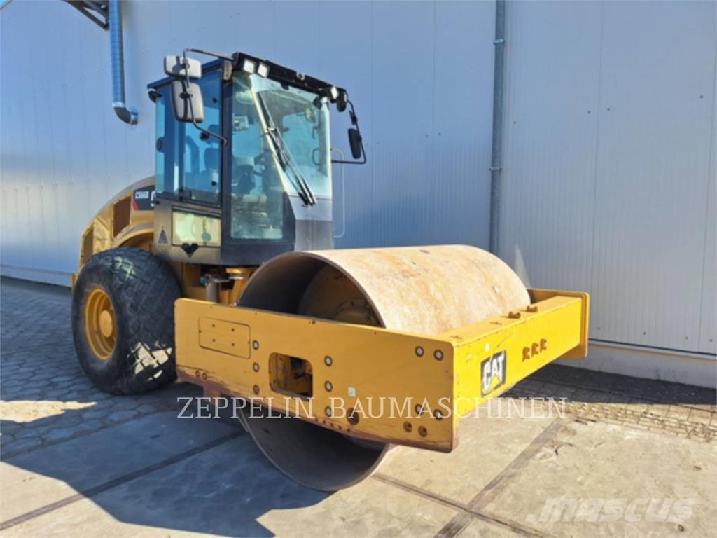 CAT CS66B Soil compactors