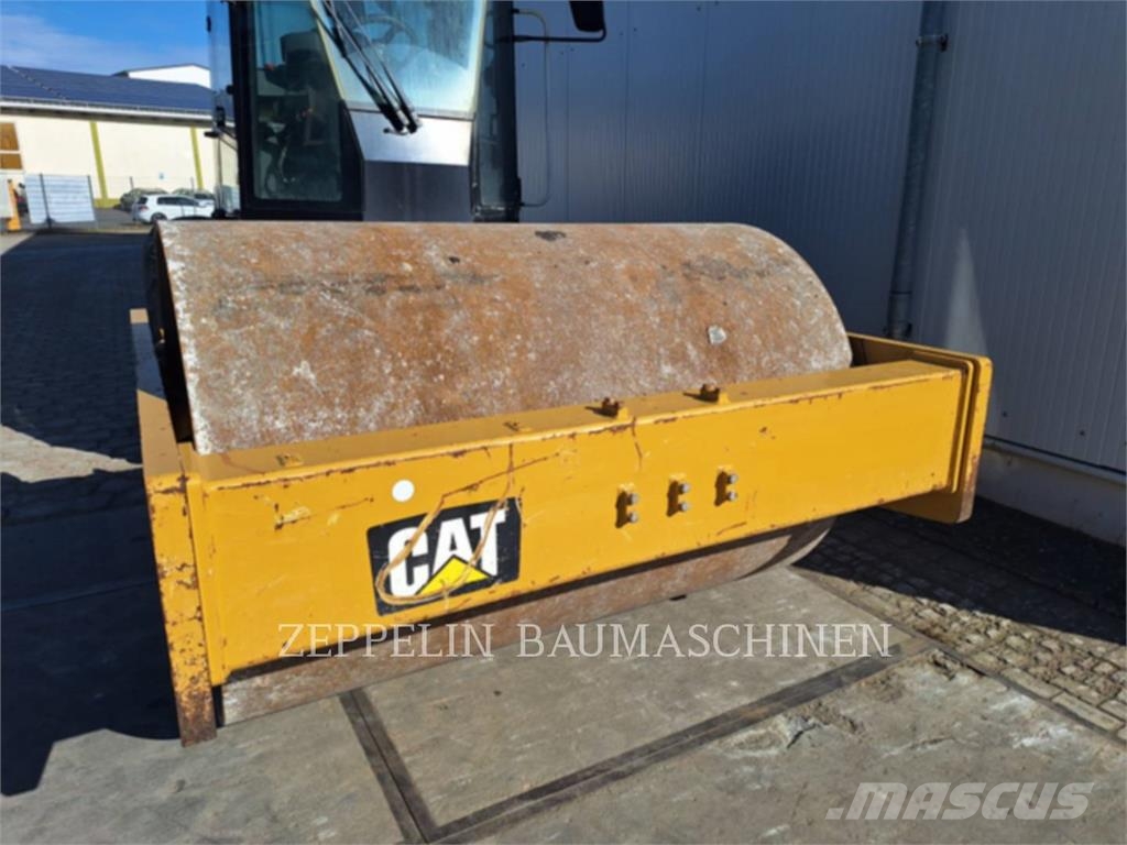 CAT CS66B Soil compactors