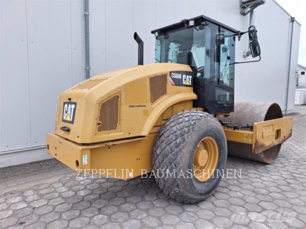 CAT CS66B Soil compactors