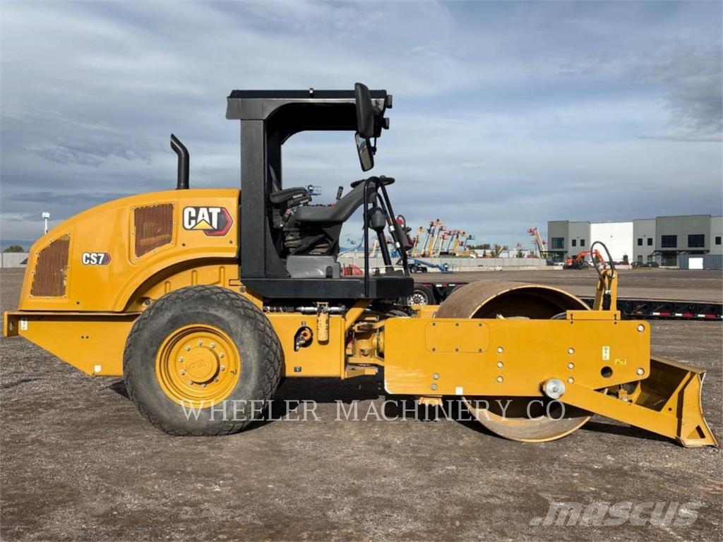 CAT CS7 Rolos compactadores monocilíndricos