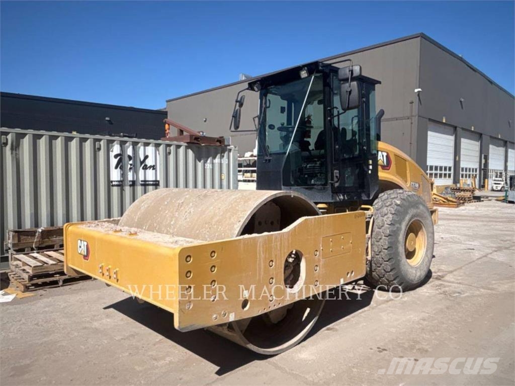 CAT CS74B Single drum rollers