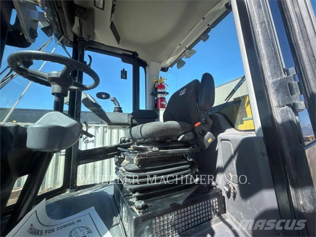 CAT CS74B Single drum rollers