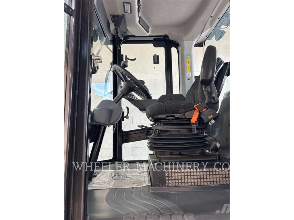 CAT CS74B Single drum rollers