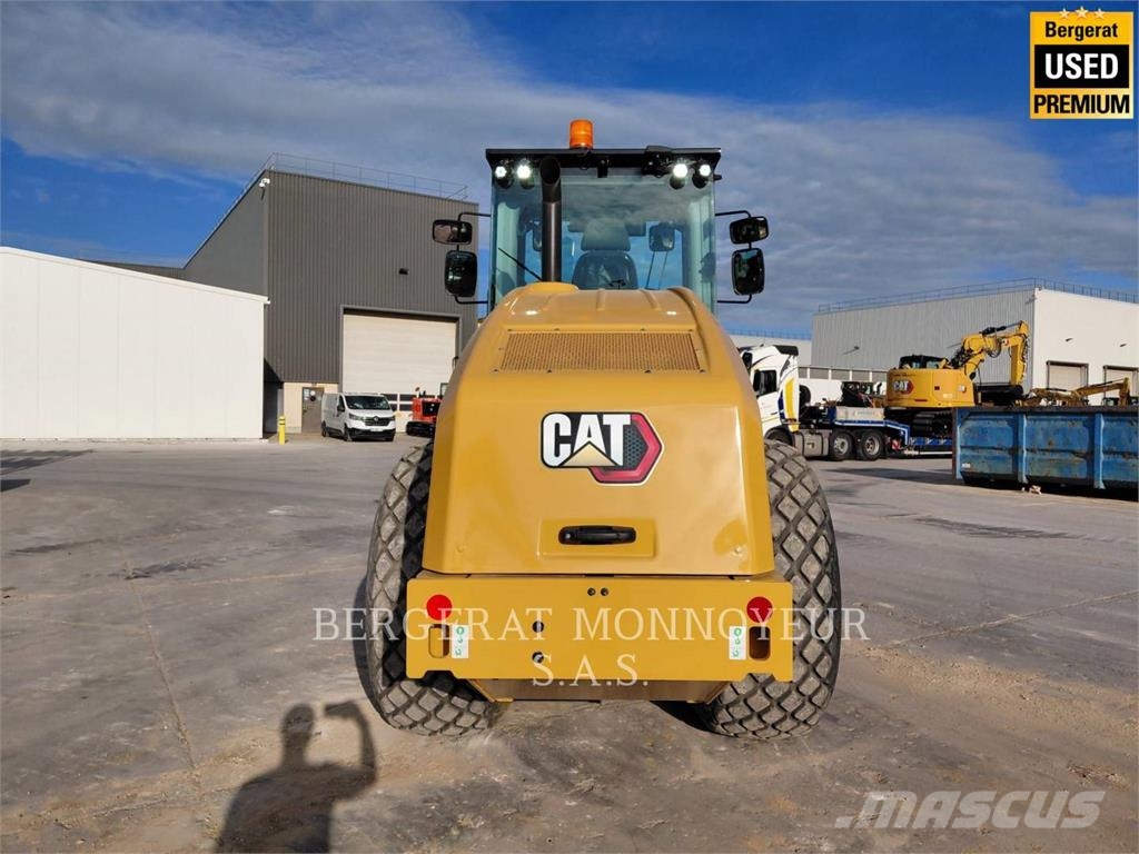 CAT CS74B 4F Compacteur de sol