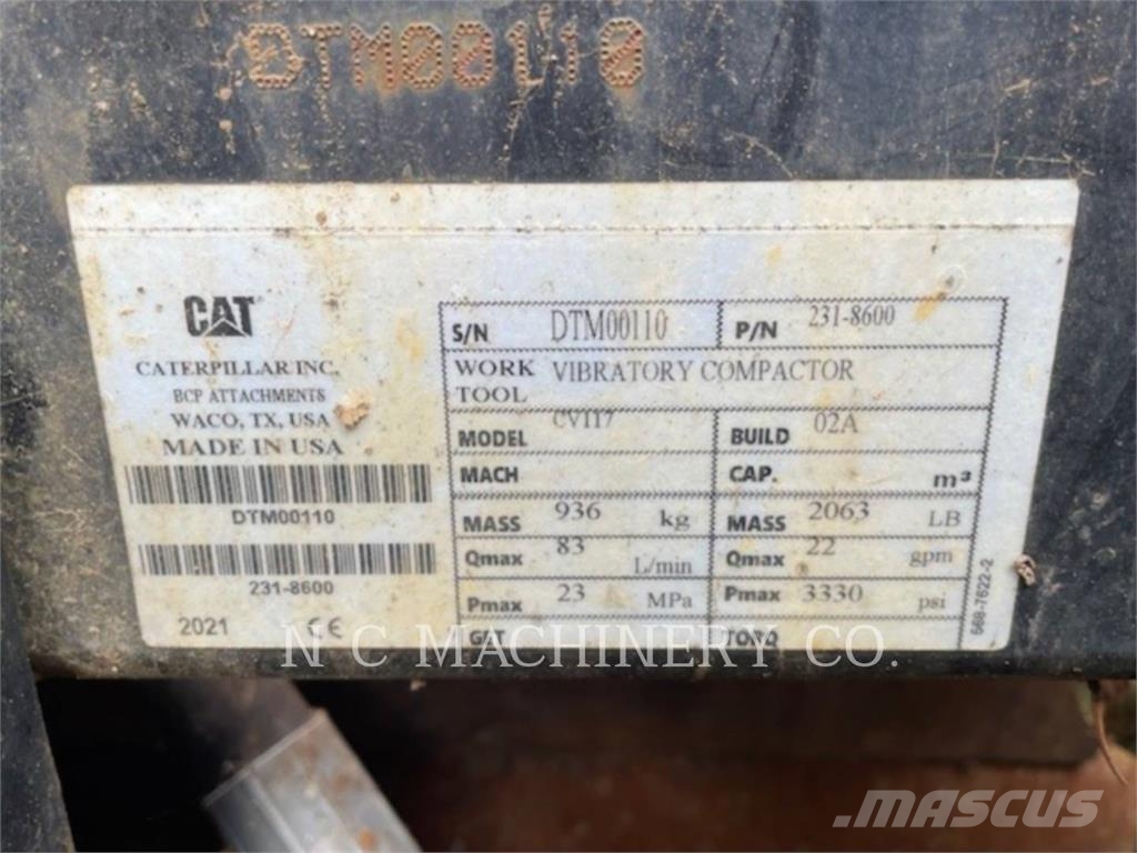 CAT CV117 Lietoti riteņu kompaktiekrāvēji
