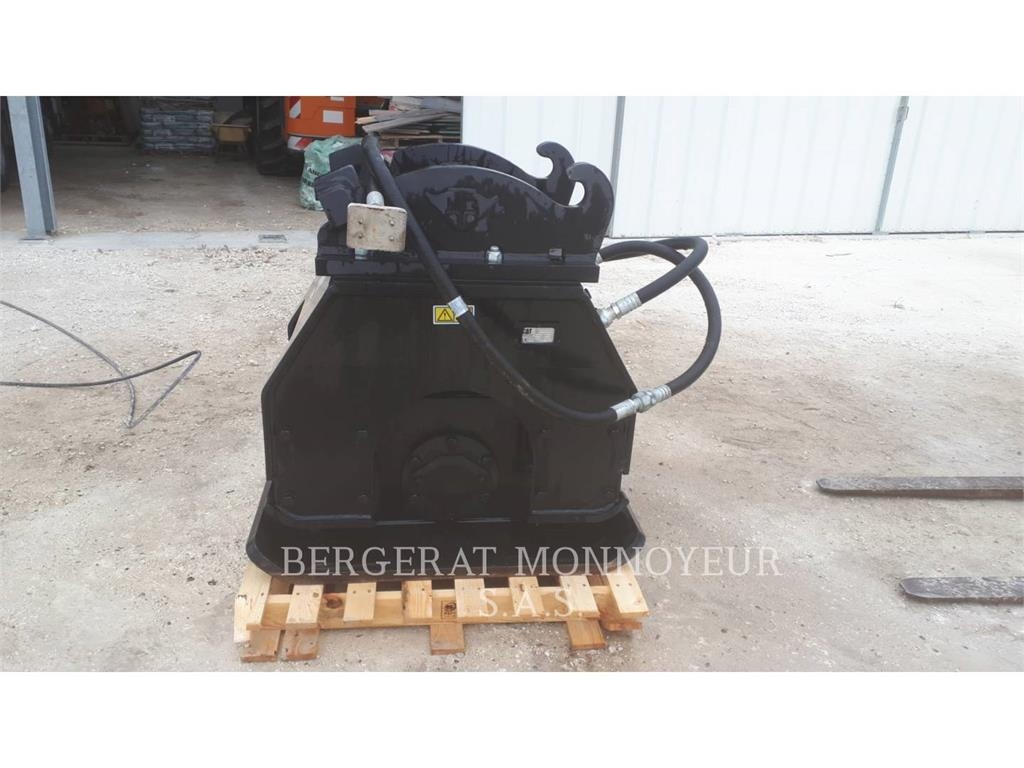 CAT CVP75 Виброплиты и вибротрамбовки