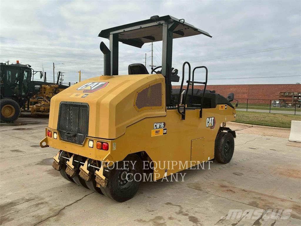 CAT CW16 ソイルコンパクター