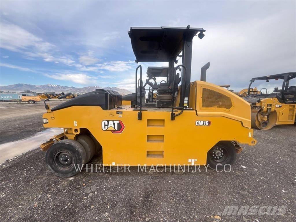CAT CW16 Rolos pneumáticos de pneus
