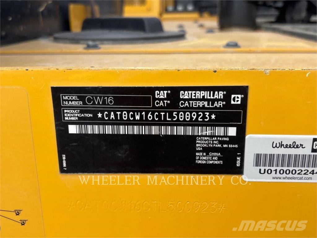 CAT CW16 Rodillos sobre neumáticos