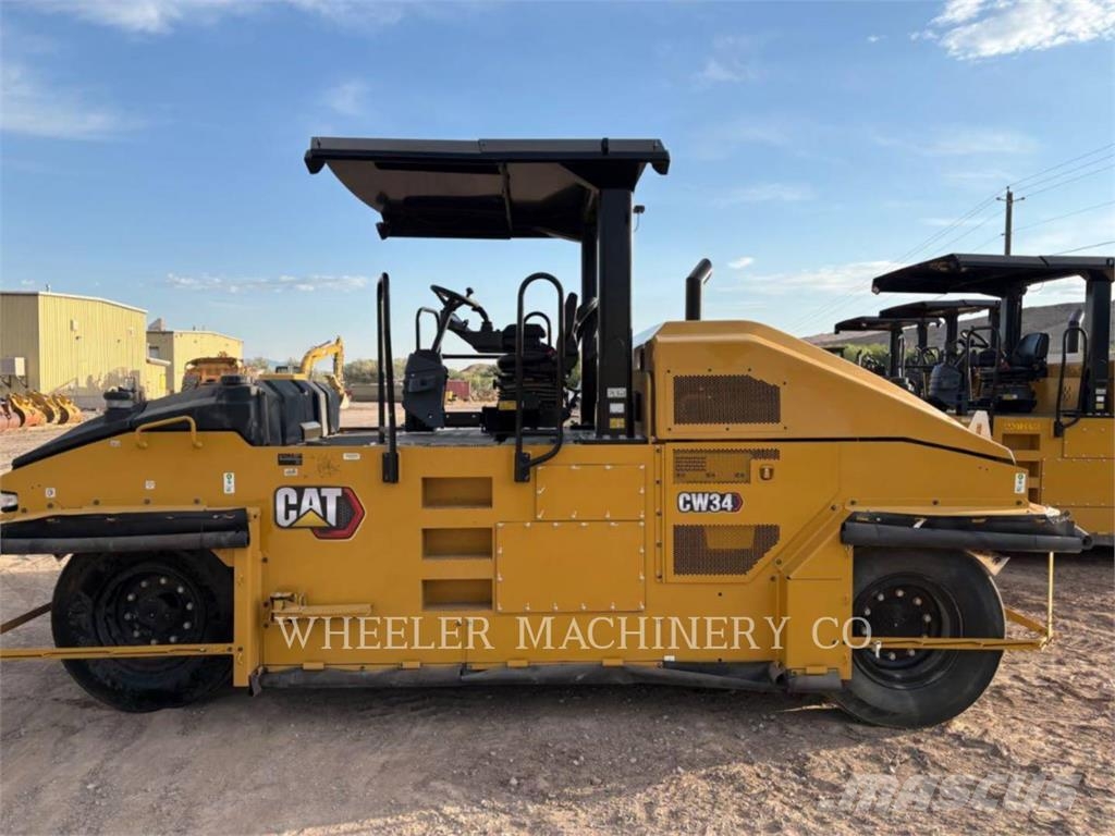 CAT CW34 Pneumorehvidega rullid