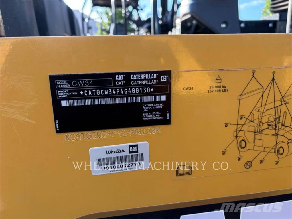 CAT CW34 Pneumorehvidega rullid