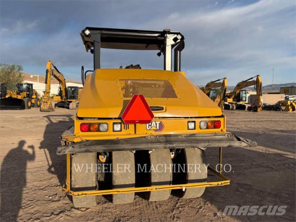 CAT CW34 Pneumorehvidega rullid