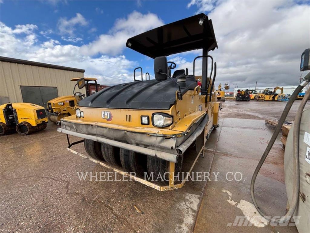 CAT CW34 Pneumorehvidega rullid