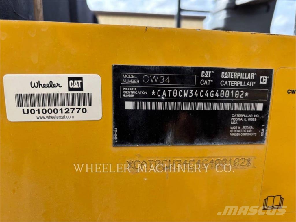 CAT CW34 Pneumorehvidega rullid