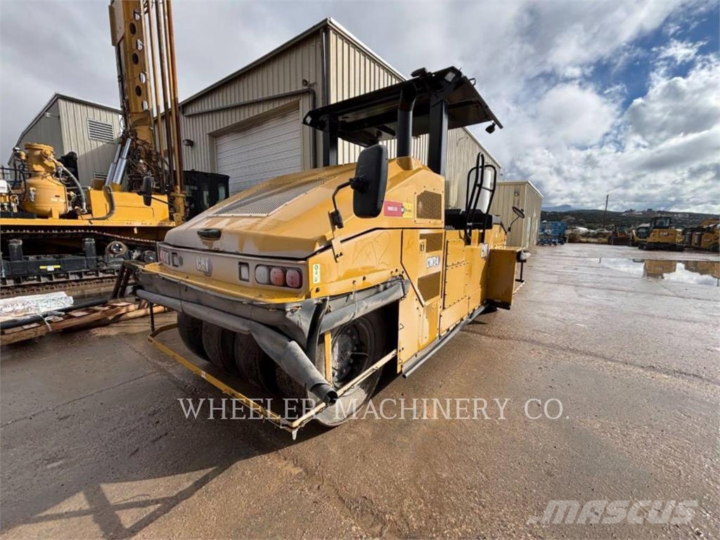 CAT CW34 Pneumorehvidega rullid