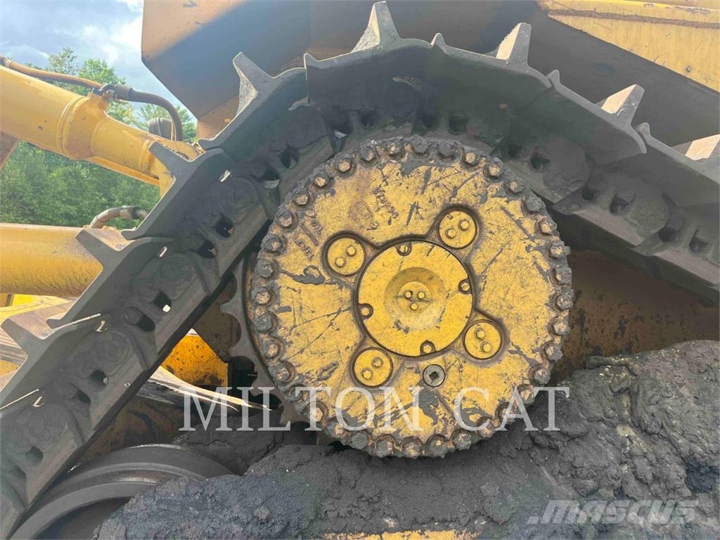 CAT D10N Spycharki gąsienicowe