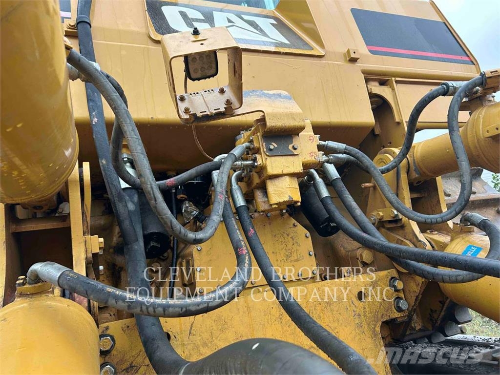 CAT D10T Bulldozer på larvebånd