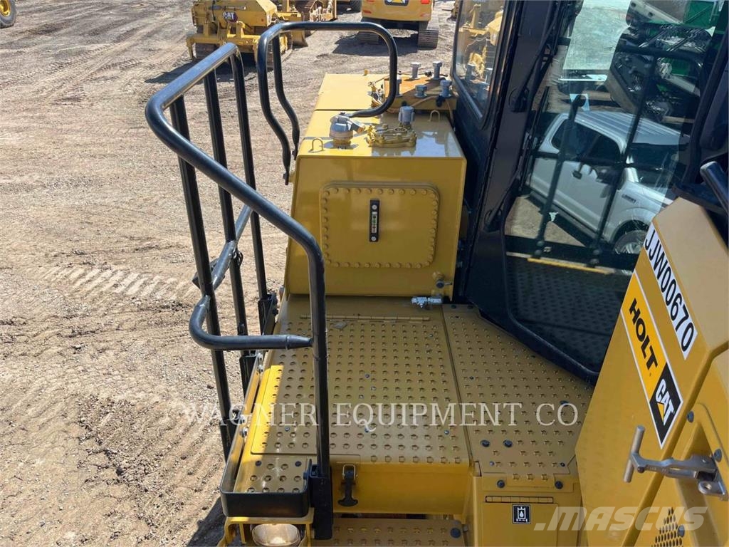 CAT D10T2 Crawler dozers