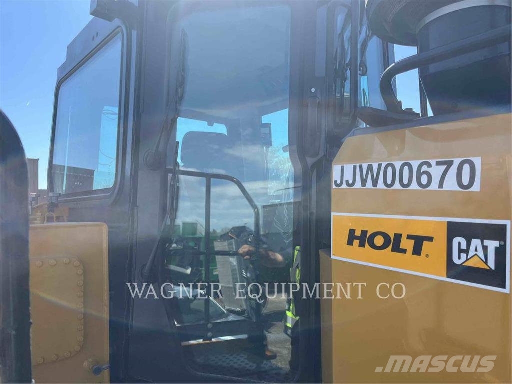 CAT D10T2 Crawler dozers